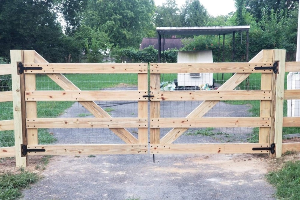 Fences + Gates in Knoxville, TN